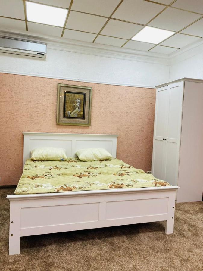 Бульвар Эркиндик74 Bishkek Ngoại thất bức ảnh