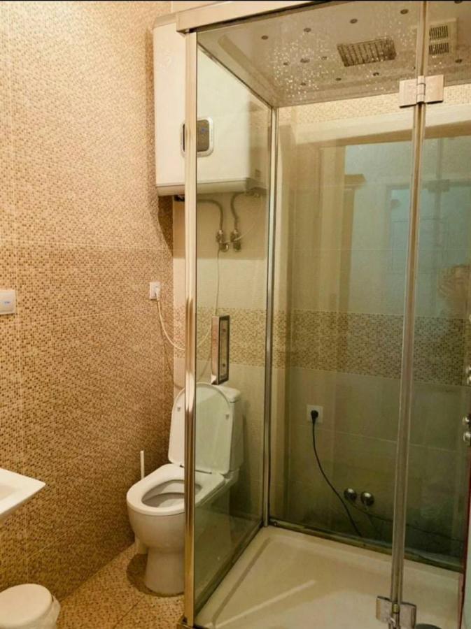 Бульвар Эркиндик74 Bishkek Ngoại thất bức ảnh