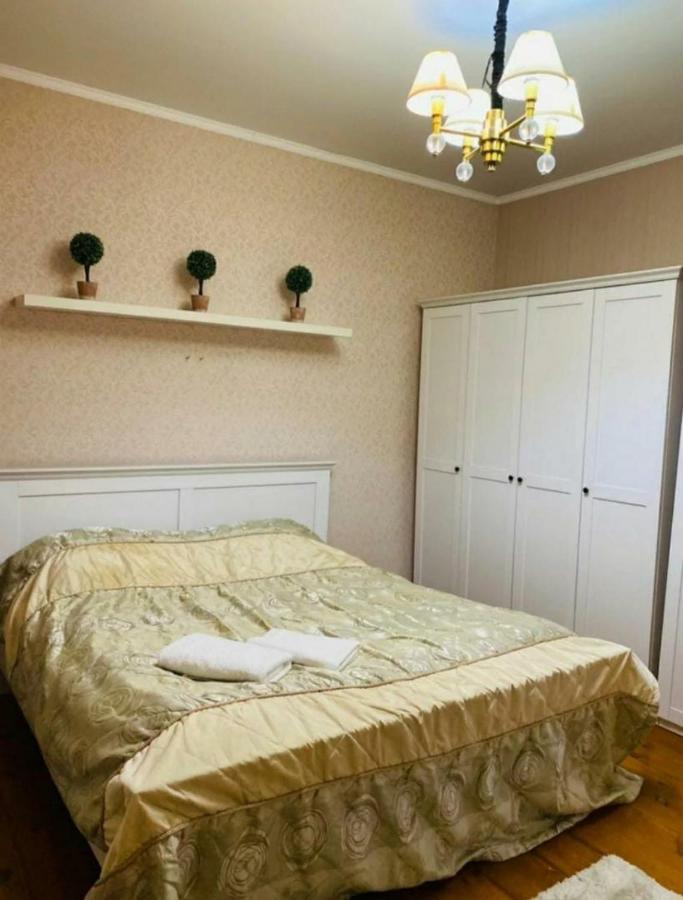 Бульвар Эркиндик74 Bishkek Ngoại thất bức ảnh
